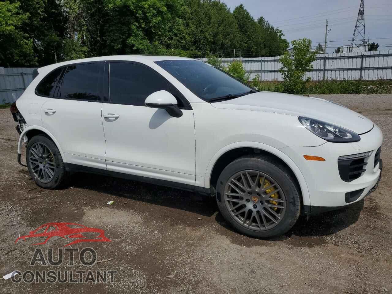 PORSCHE CAYENNE 2018 - WP1AA2A22JKA07534