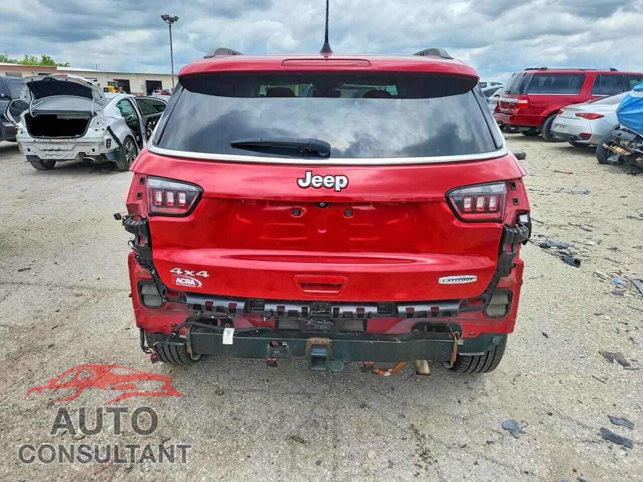 JEEP COMPASS 2018 - 3C4NJDBB2JT361629