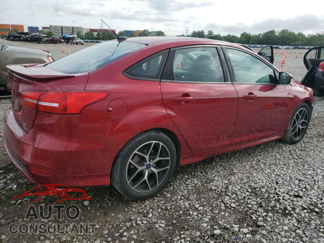 FORD FOCUS 2015 - 1FADP3FE4FL367689
