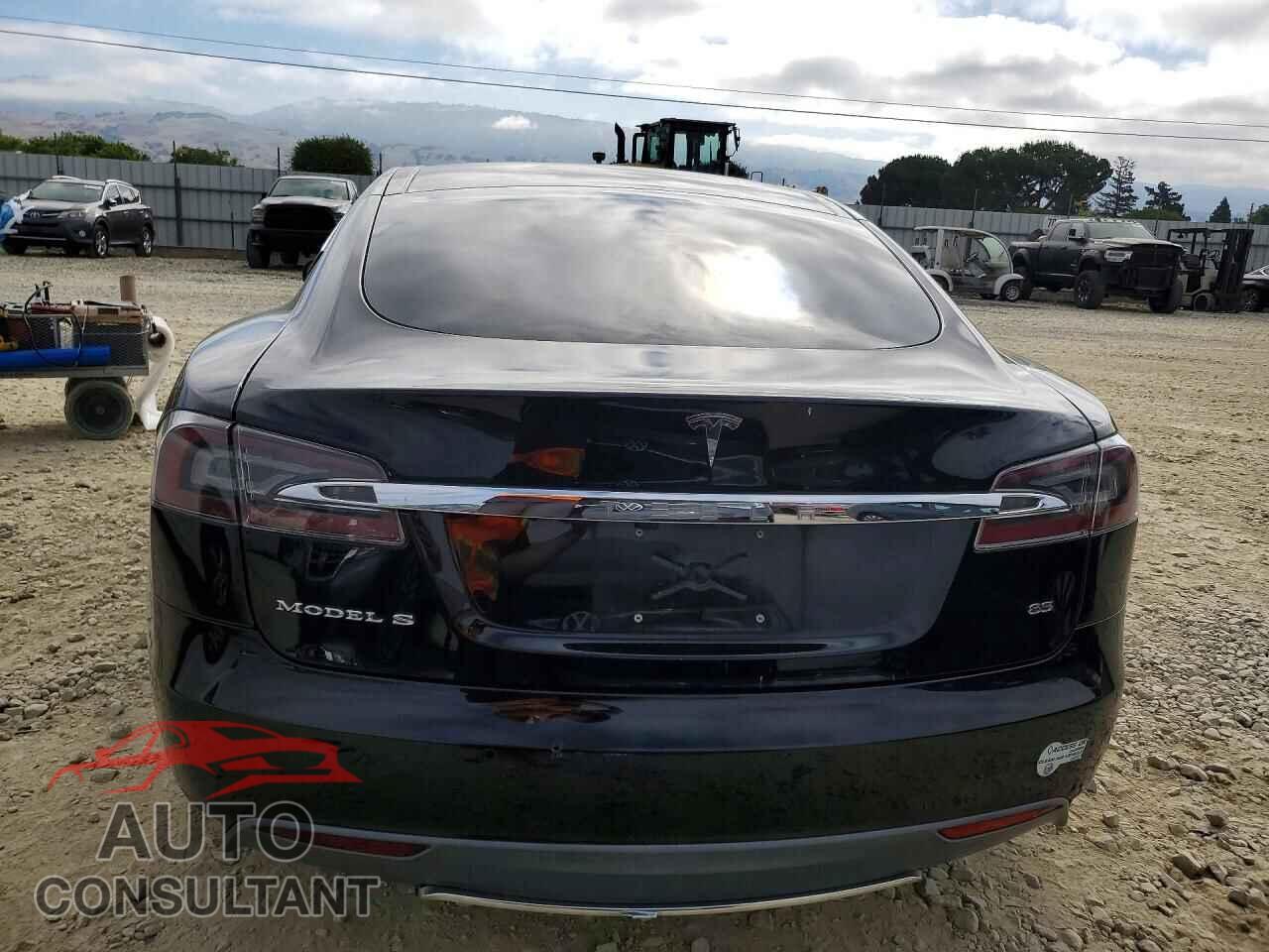 TESLA MODEL S 2014 - 5YJSA1H19EFP35397