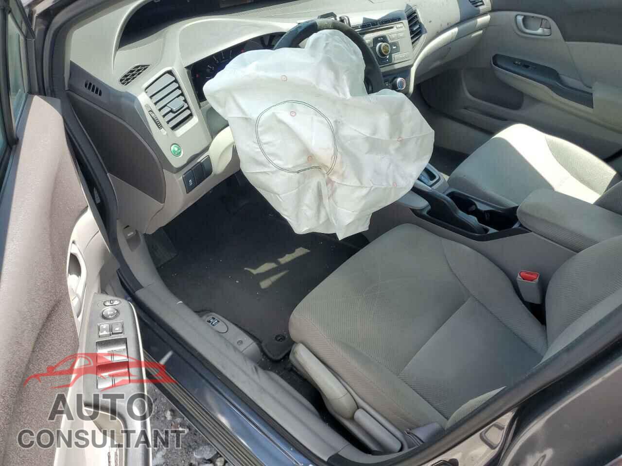 HONDA CIVIC 2012 - 2HGFB2F52CH567363