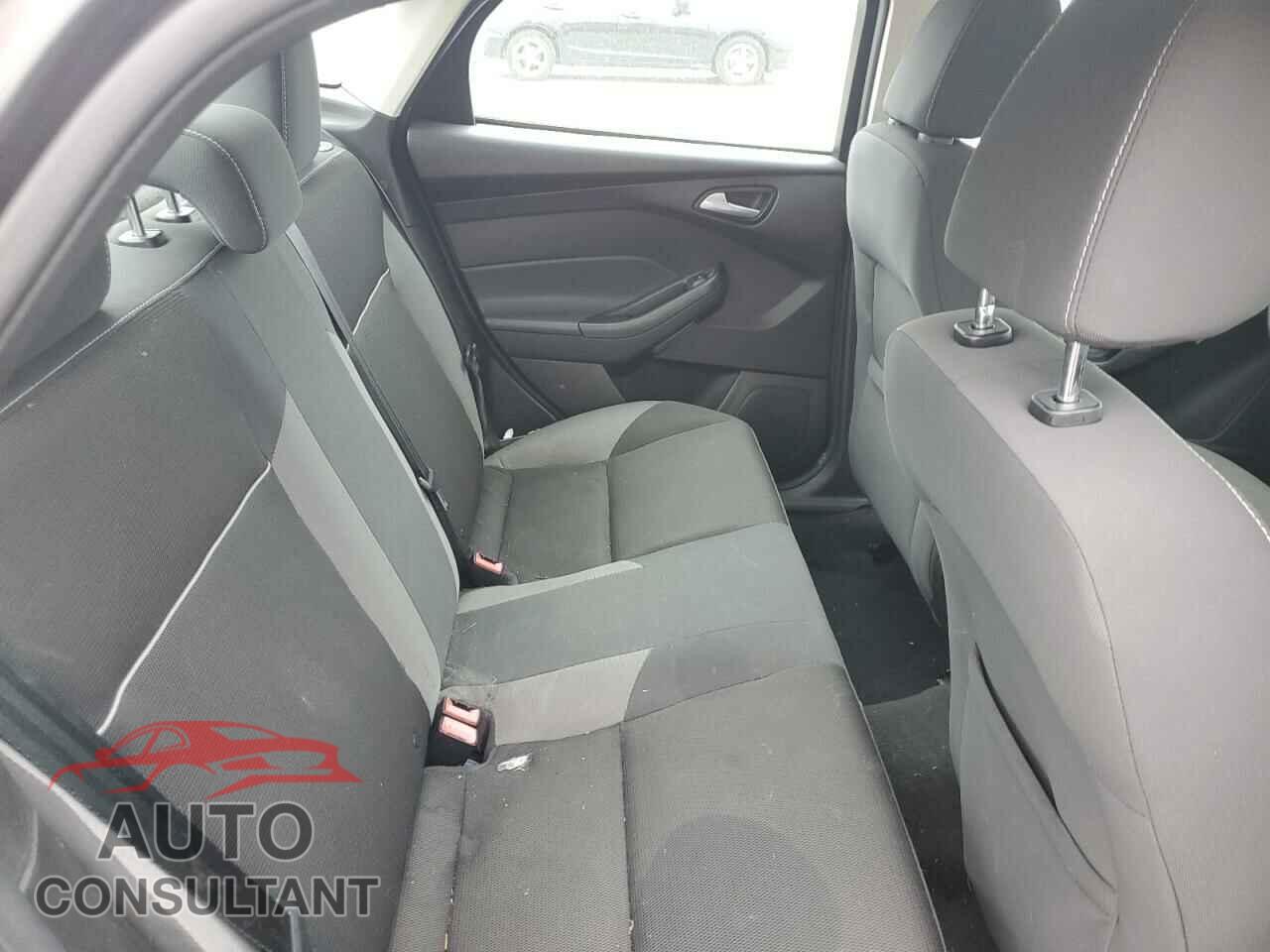 FORD FOCUS 2014 - 1FADP3F27EL361972