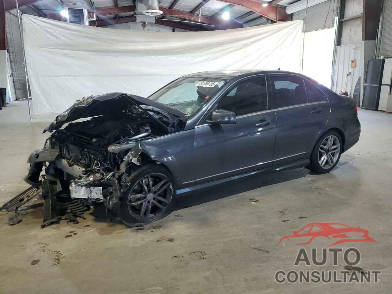 MERCEDES-BENZ C-CLASS 2013 - WDDGF8AB9DA875238