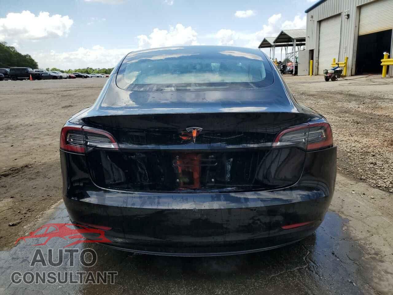 TESLA MODEL 3 2018 - 5YJ3E1EA9JF155185