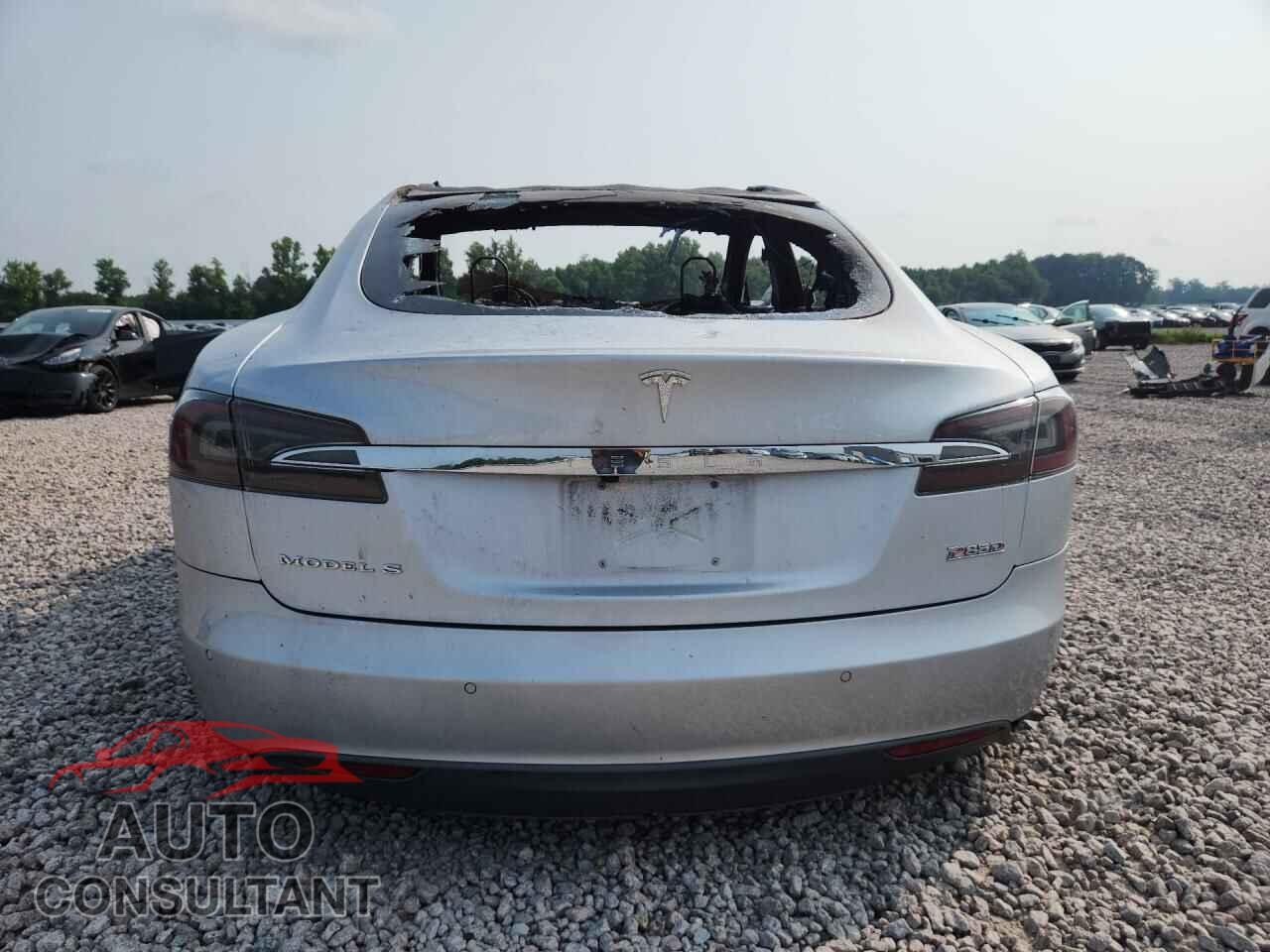 TESLA MODEL S 2015 - 5YJSA1H43FF091908