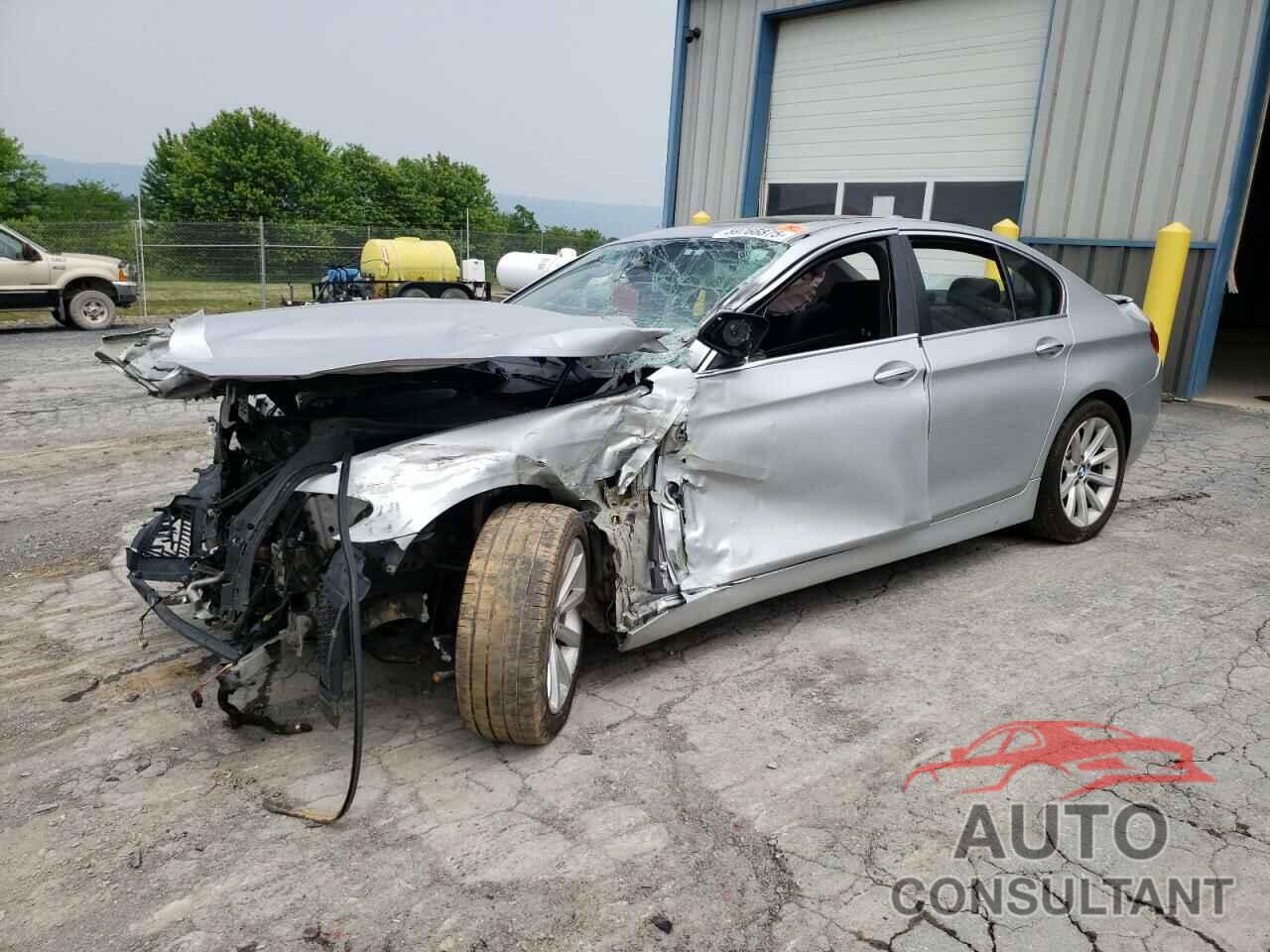 BMW 5 SERIES 2015 - WBA5B3C53FD541647