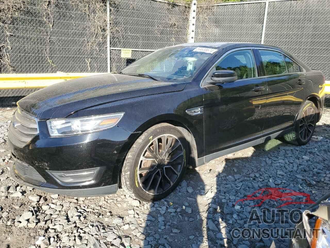 FORD TAURUS 2018 - 1FAHP2E8XJG132447