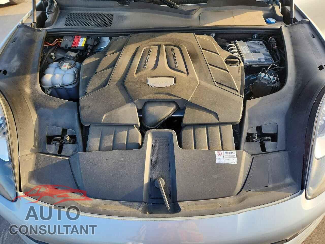 PORSCHE CAYENNE 2020 - WP1AA2AY4LDA04372