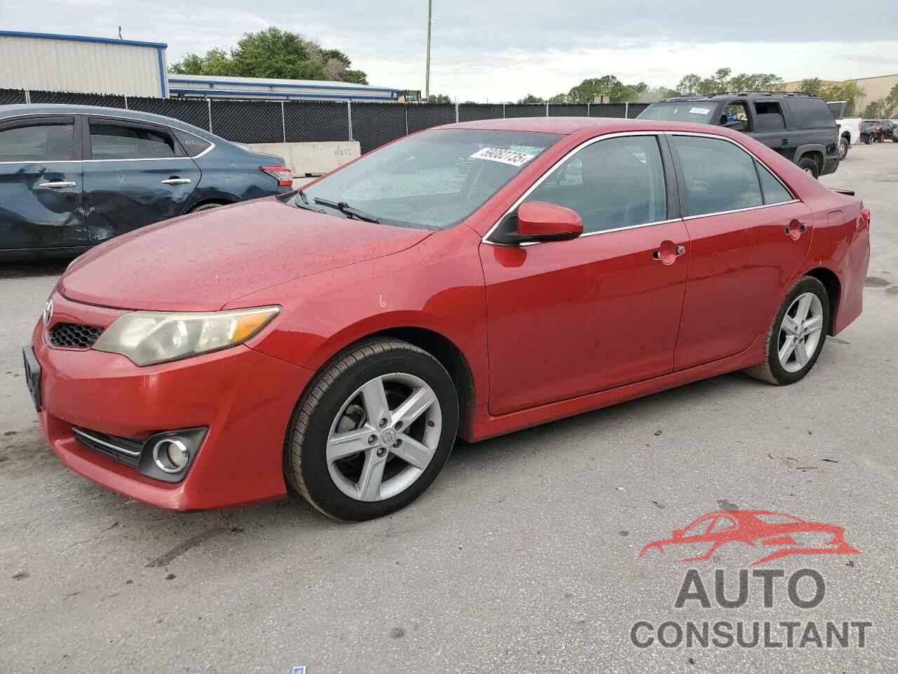 TOYOTA CAMRY 2013 - 4T1BF1FK4DU702483