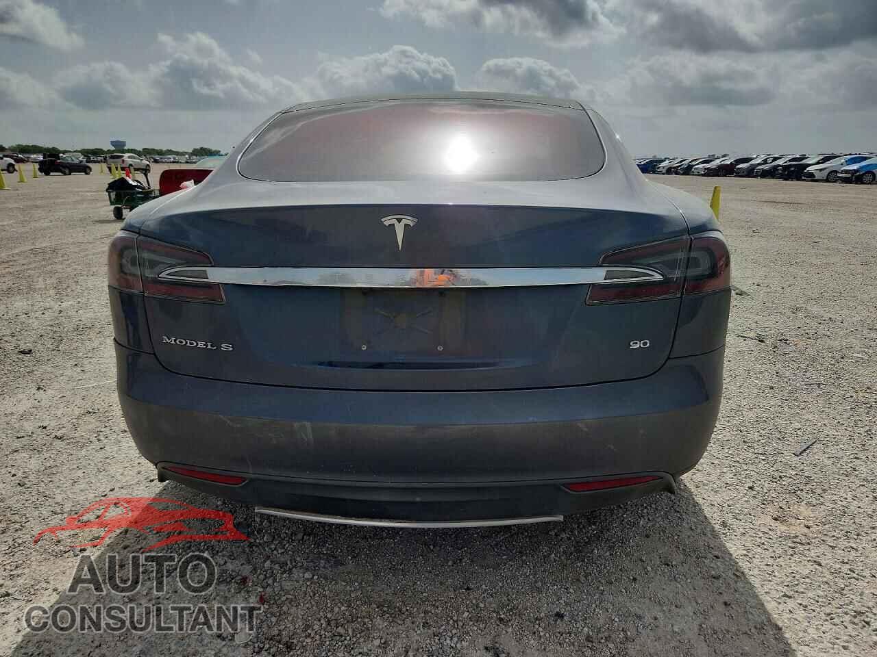 TESLA MODEL S 2013 - 5YJSA1CN0DFP04287