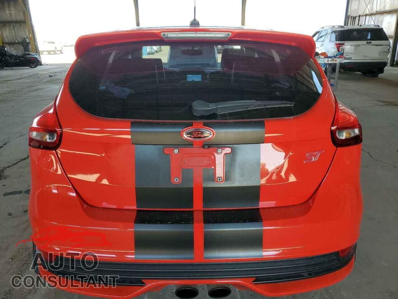 FORD FOCUS 2016 - 1FADP3L99GL331456