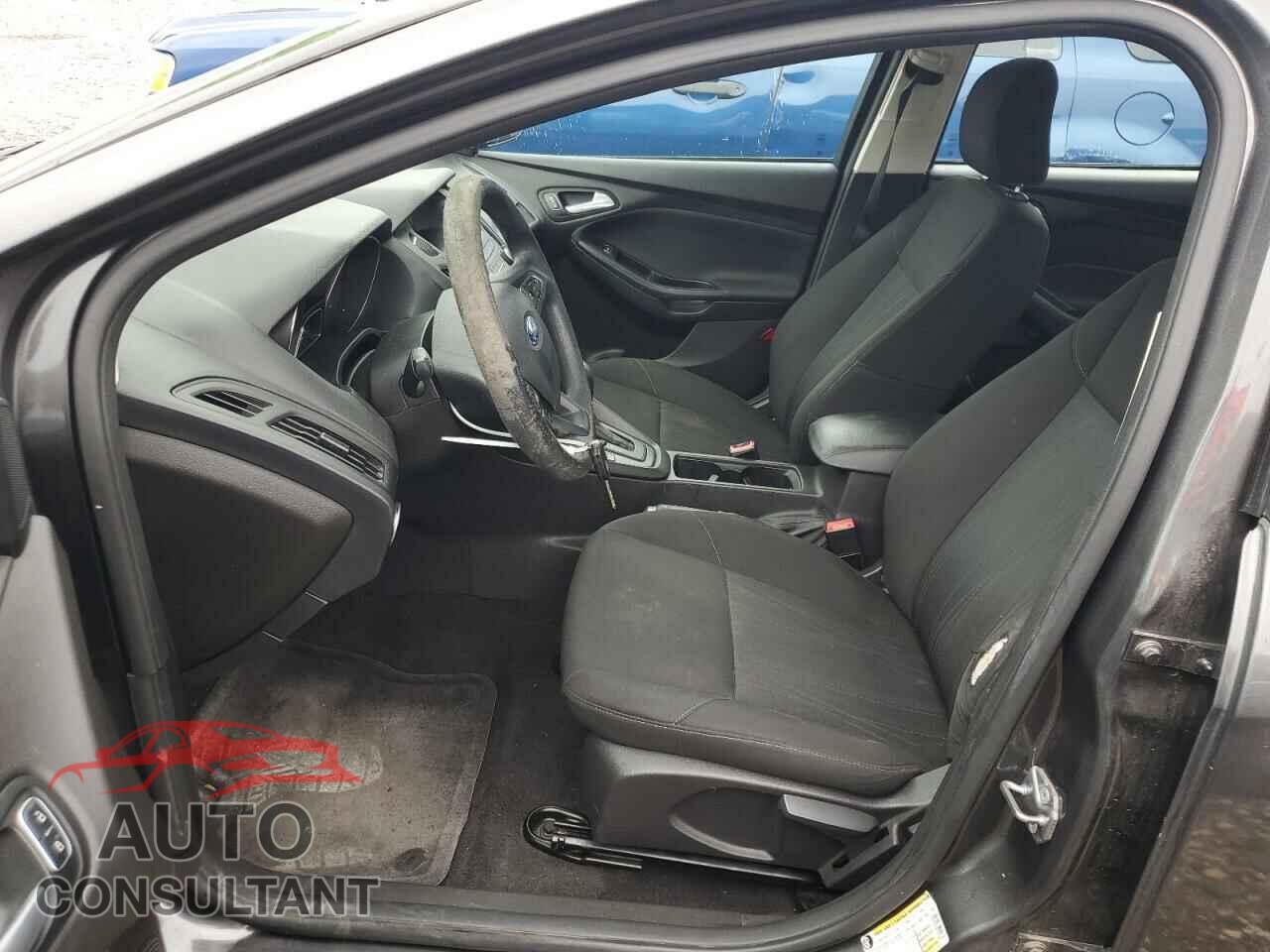 FORD FOCUS 2017 - 1FADP3F25HL324651