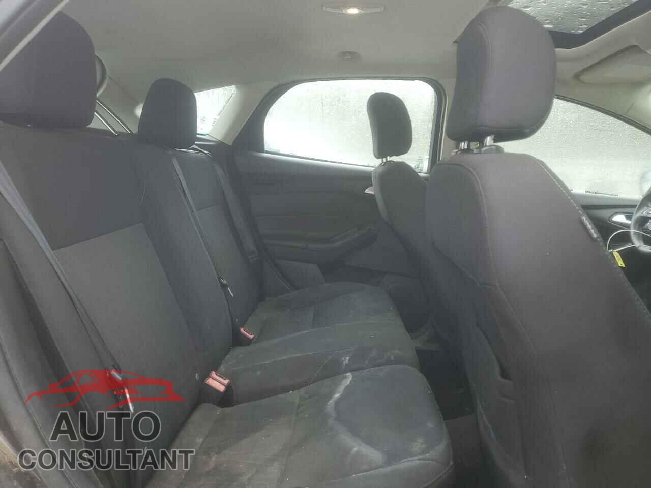 FORD FOCUS 2017 - 1FADP3M29HL202149