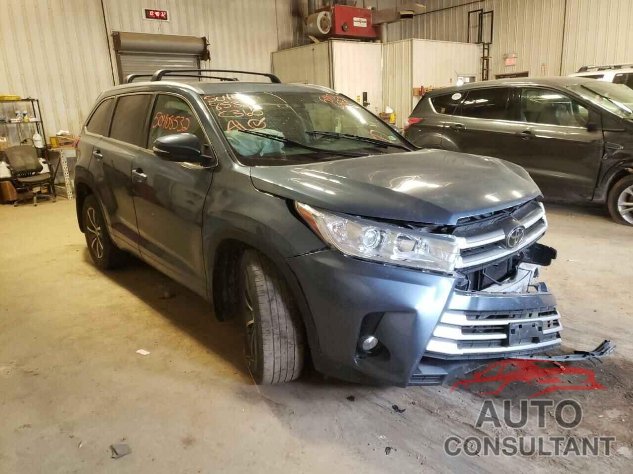 TOYOTA HIGHLANDER 2017 - 5TDJZRFH8HS470538