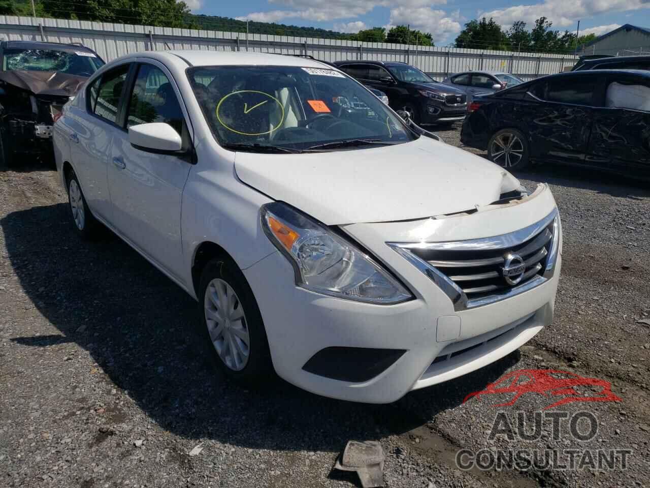 NISSAN VERSA 2019 - 3N1CN7AP1KL870836