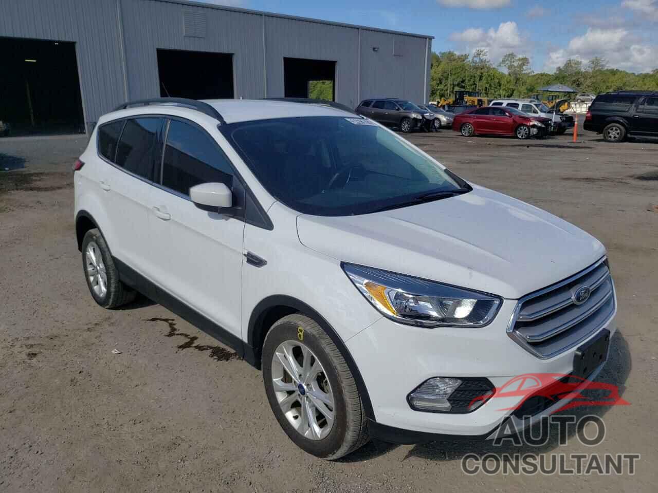 FORD ESCAPE 2018 - 1FMCU0GD9JUB76268