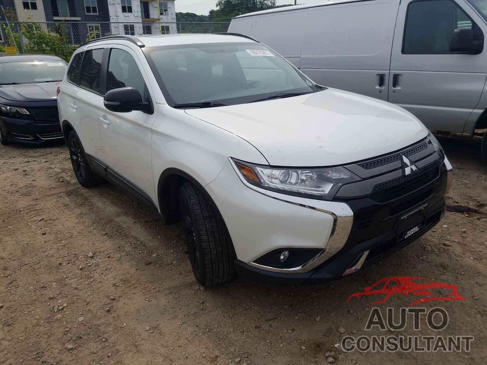 MITSUBISHI OUTLANDER 2019 - JA4AD3A38KZ035283