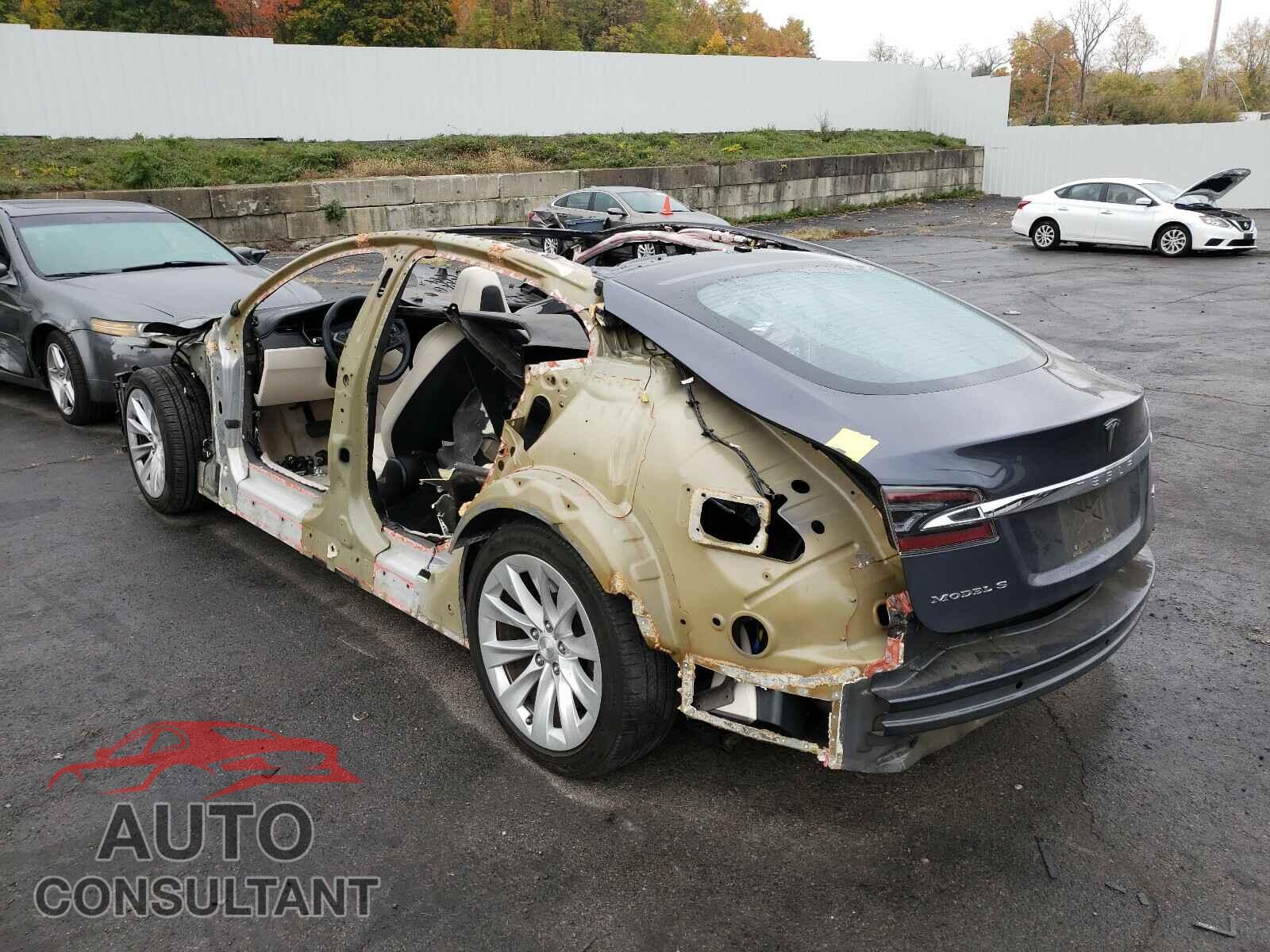 TESLA MODEL S 2018 - 5YJSA1E22JF293442