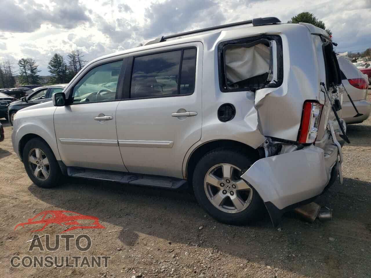 HONDA PILOT 2009 - 5FNYF486X9B038464