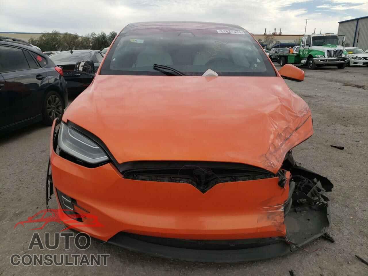 TESLA MODEL X 2018 - 5YJXCDE27JF090323