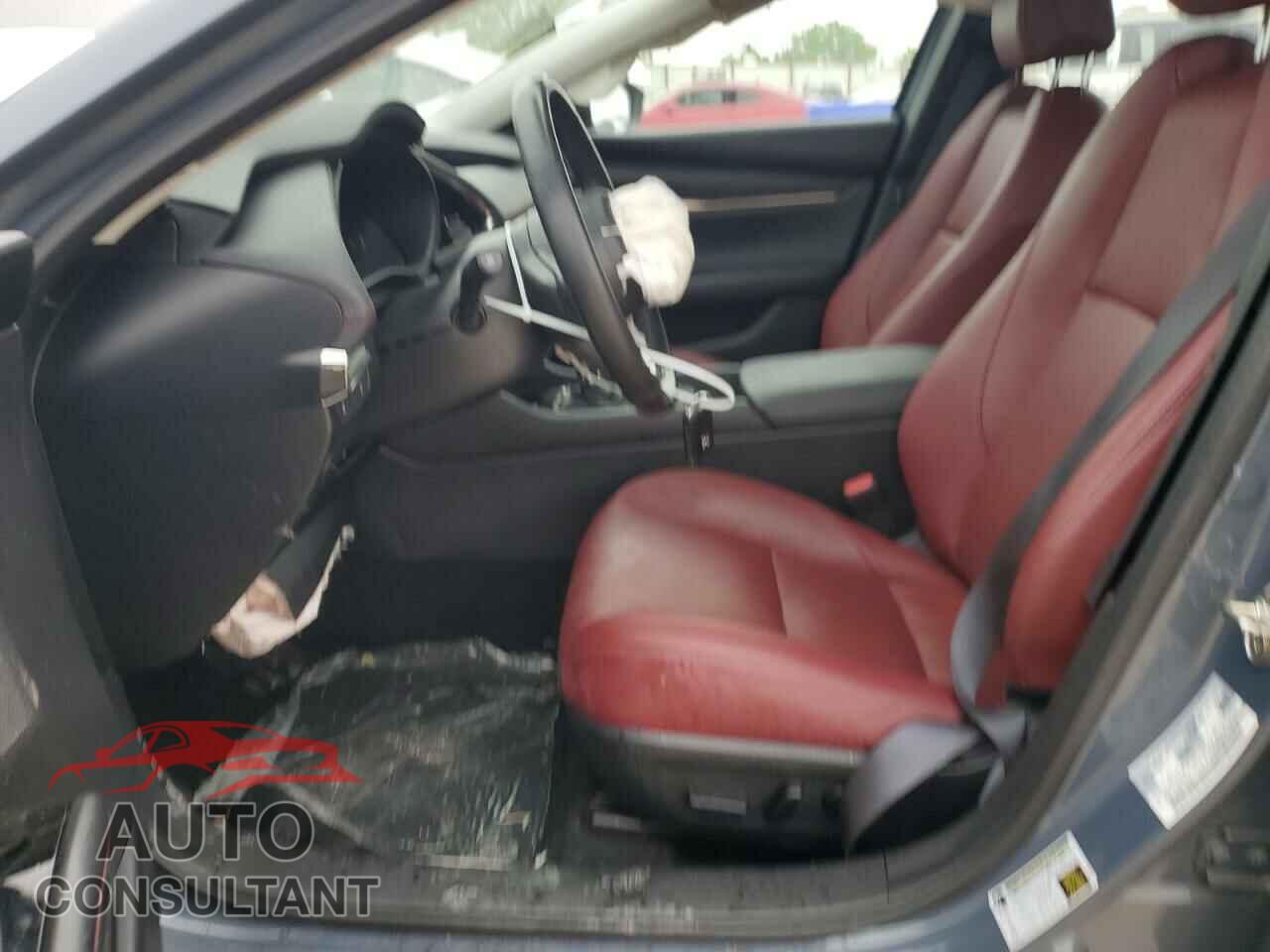 MAZDA 3 2023 - 3MZBPACM9PM373096