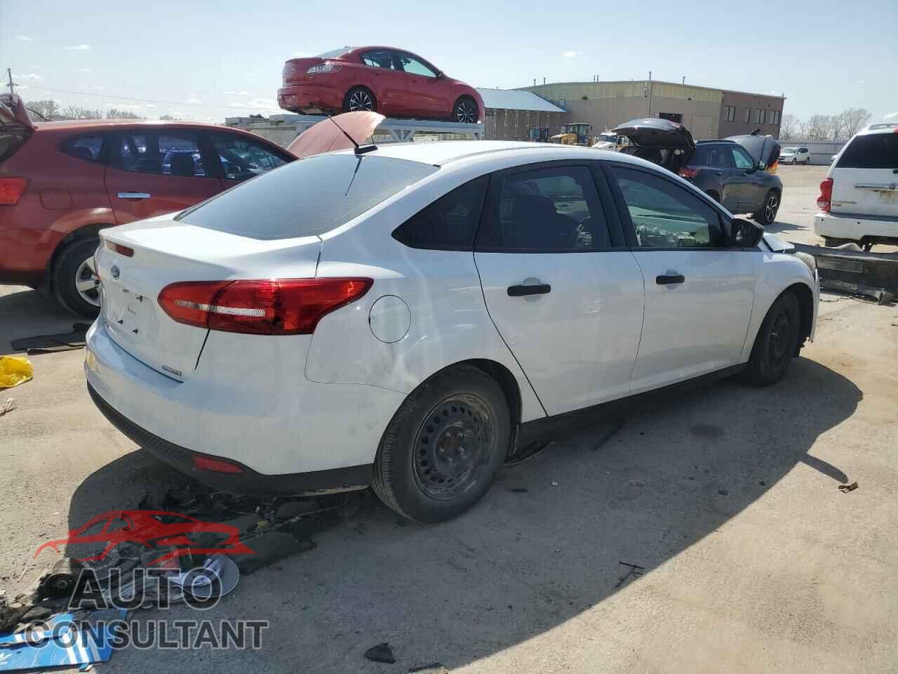 FORD FOCUS 2016 - 1FADP3E28GL257477