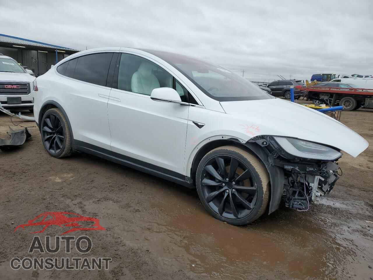 TESLA MODEL X 2020 - 5YJXCBE25LF235706