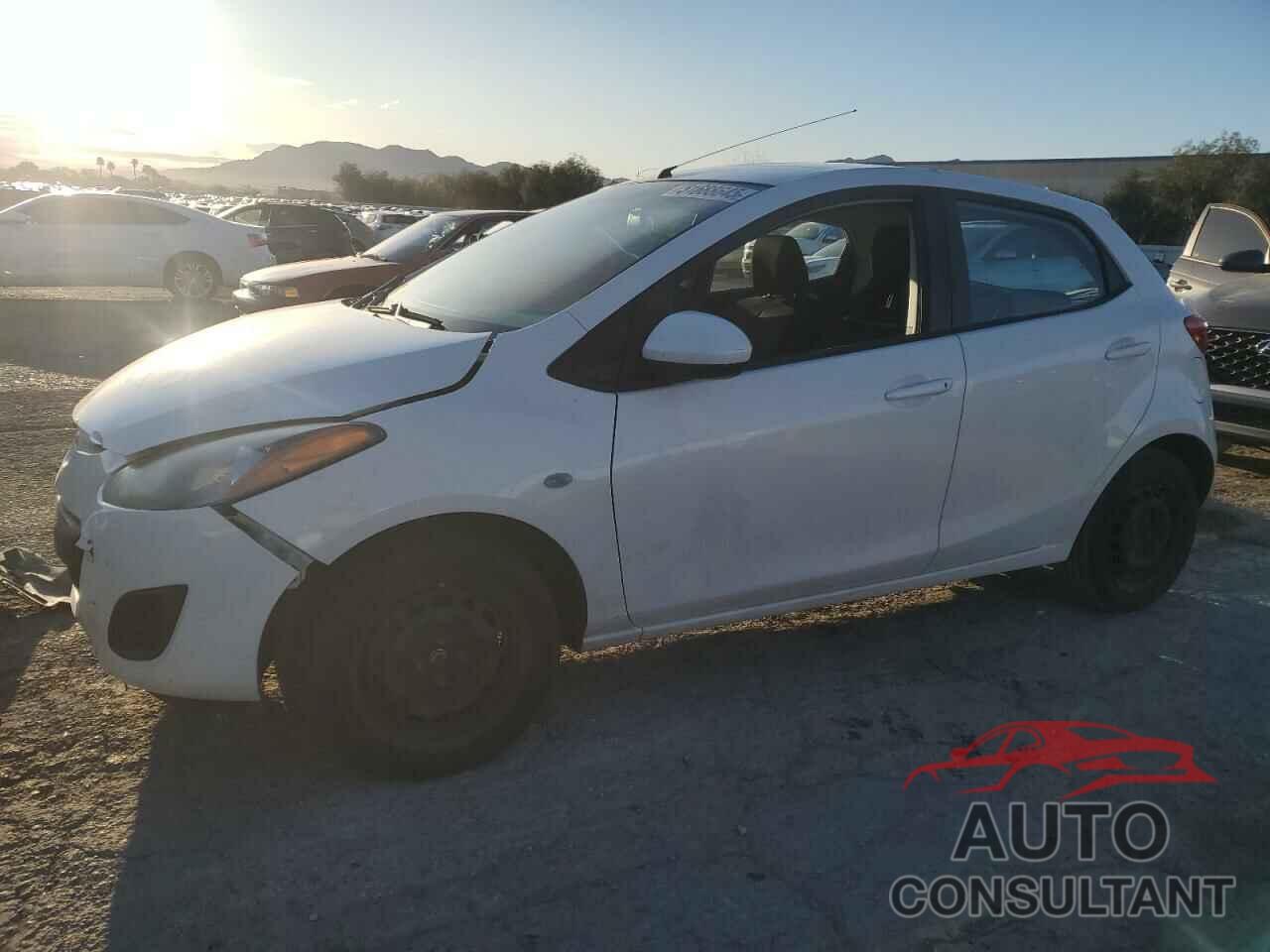 MAZDA 2 2013 - JM1DE1KZ3D0159928