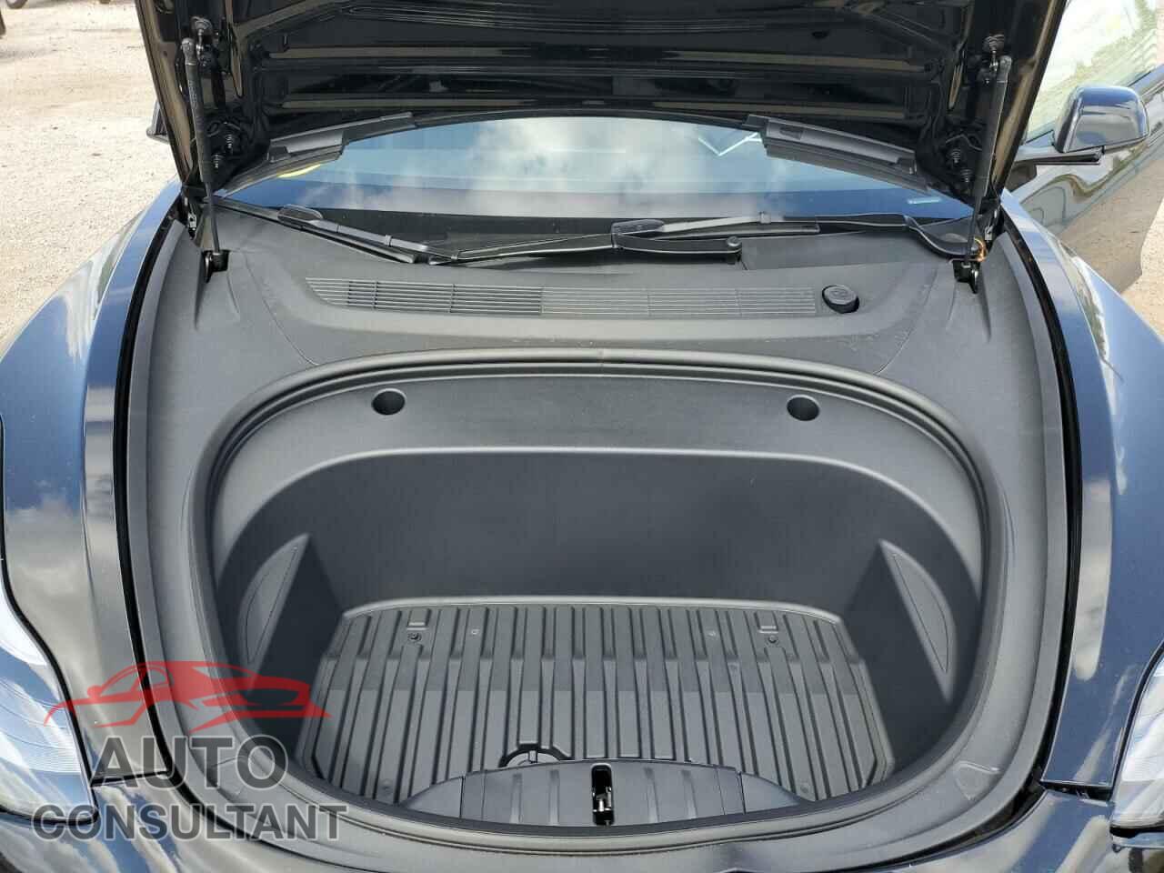 TESLA MODEL 3 2023 - 5YJ3E1EC7PF637390