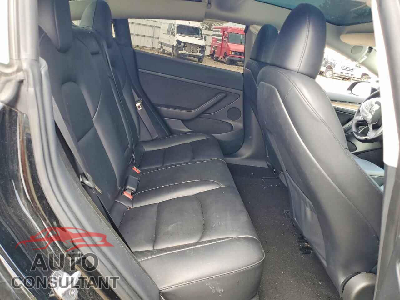 TESLA MODEL 3 2023 - 5YJ3E1EA0PF689748