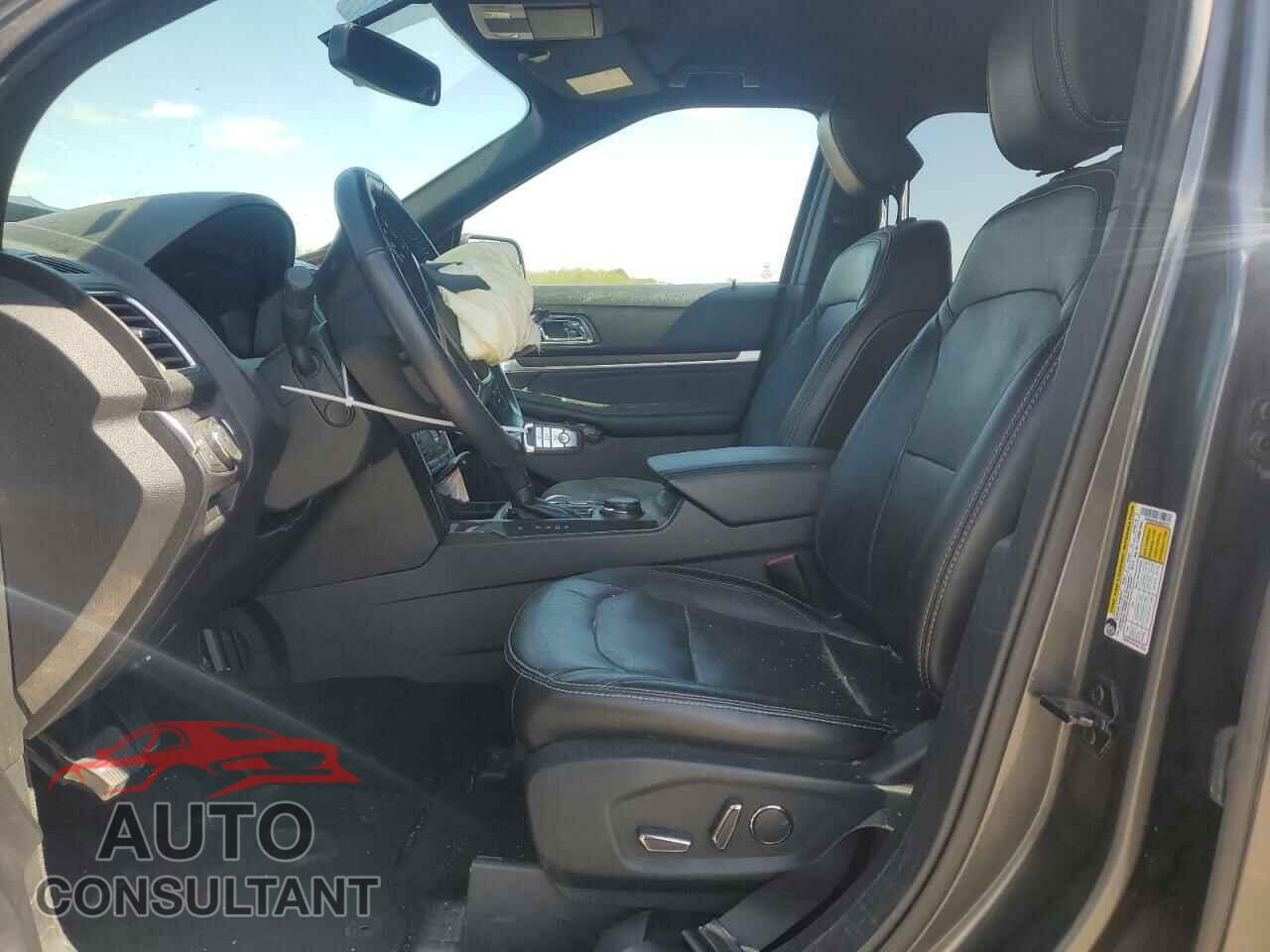 FORD EXPLORER 2018 - 1FM5K8F89JGB45375