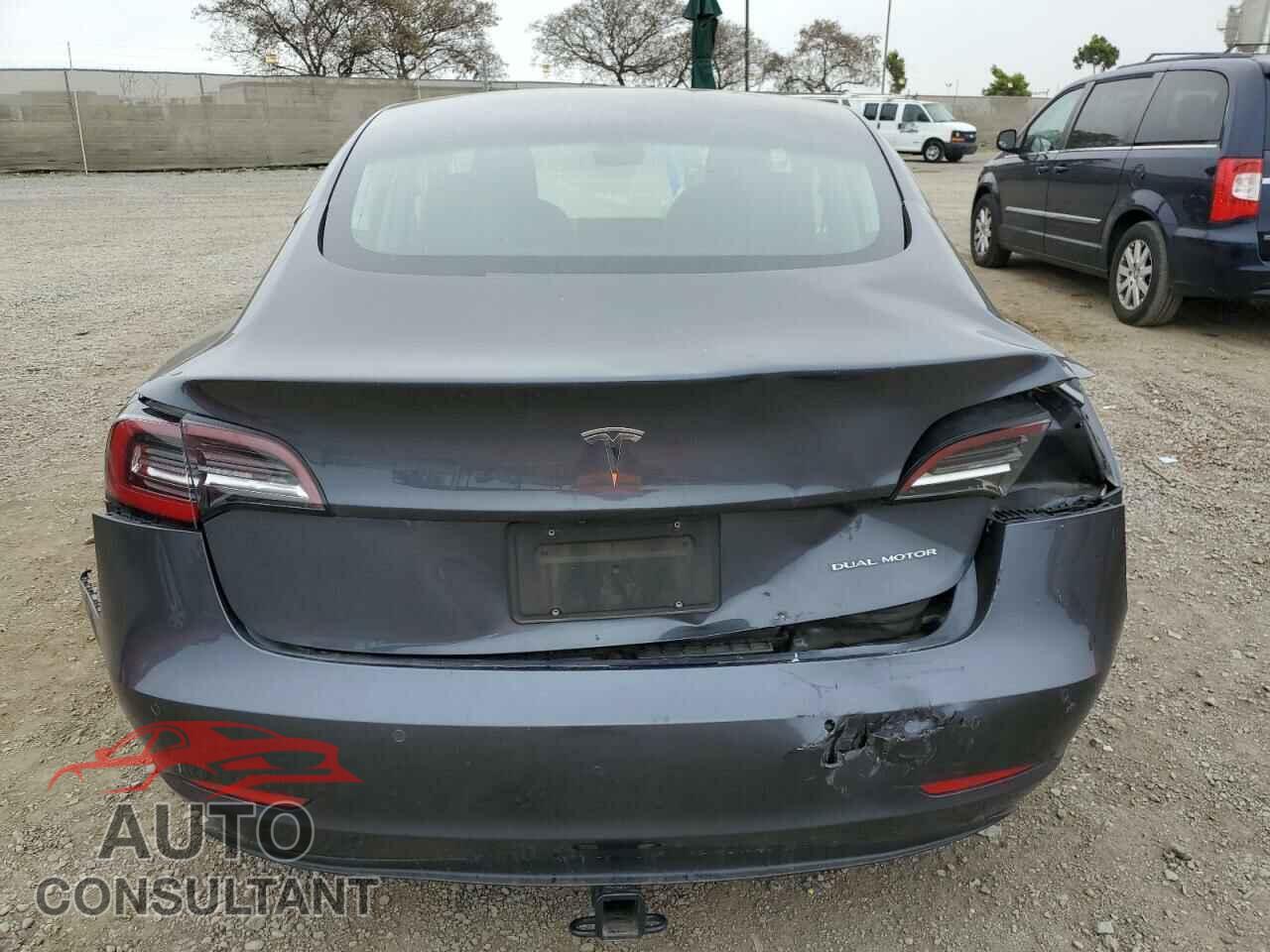 TESLA MODEL 3 2019 - 5YJ3E1EB6KF385910
