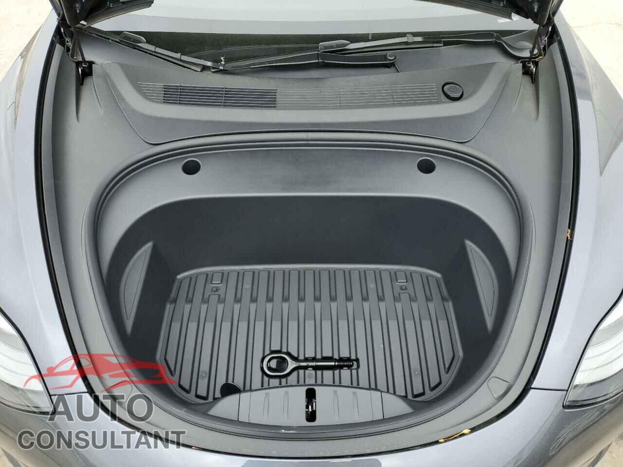 TESLA MODEL 3 2023 - 5YJ3E1EA8PF676553