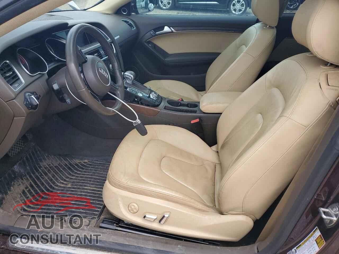 AUDI A5 2014 - WAULFAFR6EA037365