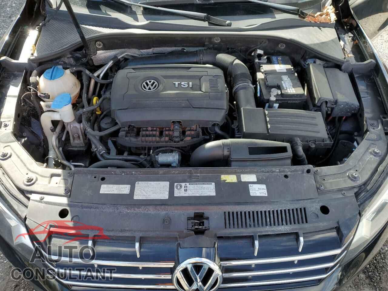 VOLKSWAGEN PASSAT 2014 - 1VWCT7A39EC004525
