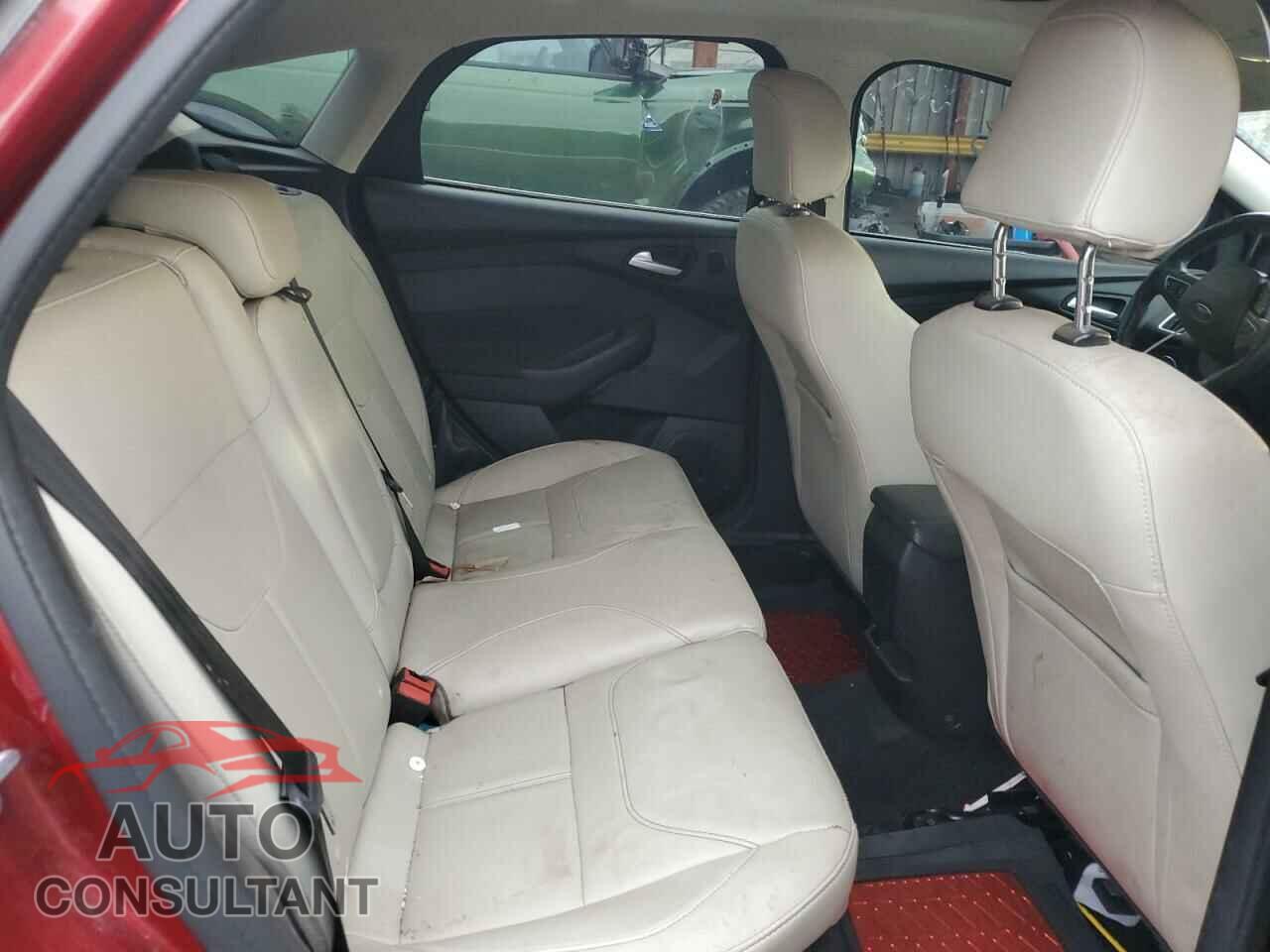 FORD FOCUS 2017 - 1FADP3N25HL280247