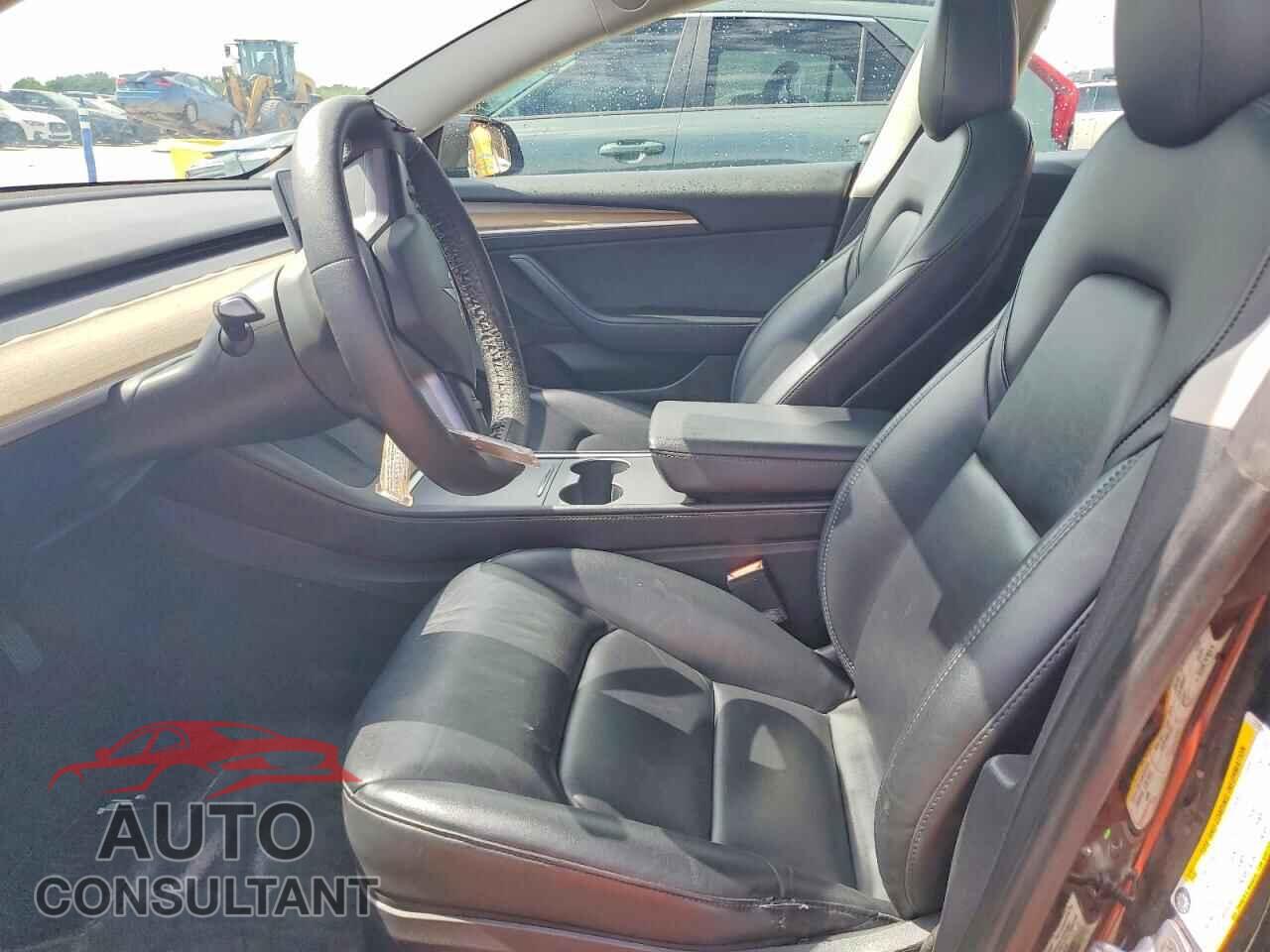 TESLA MODEL 3 2022 - 5YJ3E1EA2NF372096