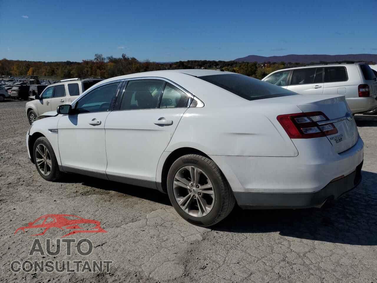 FORD TAURUS 2015 - 1FAHP2D87FG199175