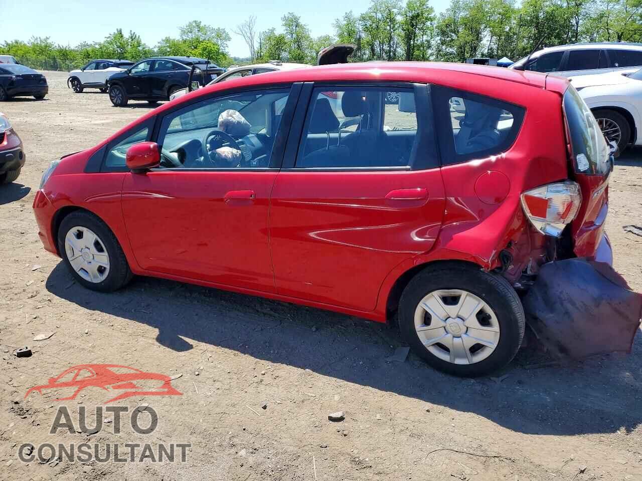 HONDA FIT 2013 - JHMGE8H33DC076490