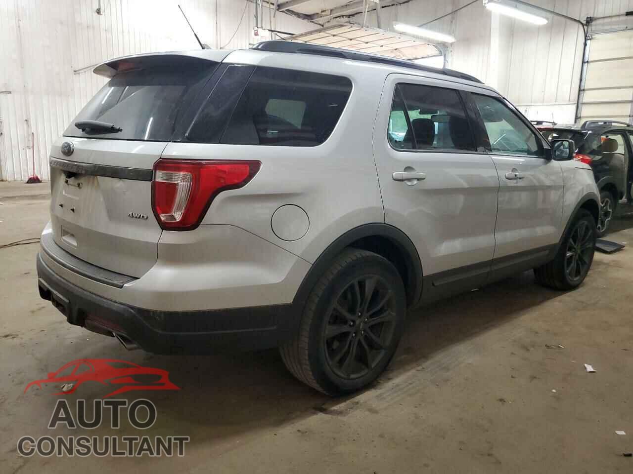 FORD EXPLORER 2018 - 1FM5K8D84JGA52976