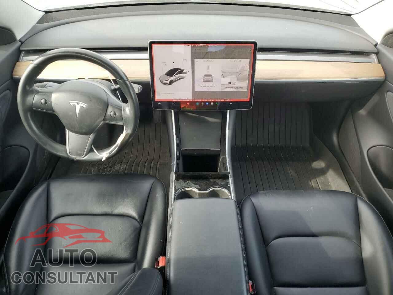 TESLA MODEL 3 2018 - 5YJ3E1EA8JF040528