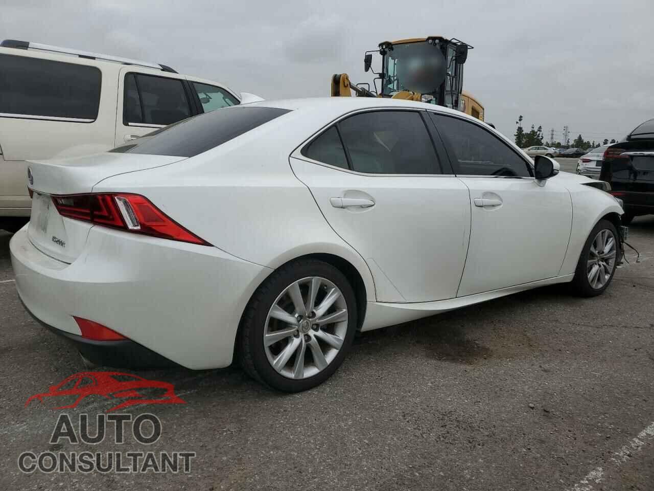 LEXUS IS 2016 - JTHBA1D21G5032913