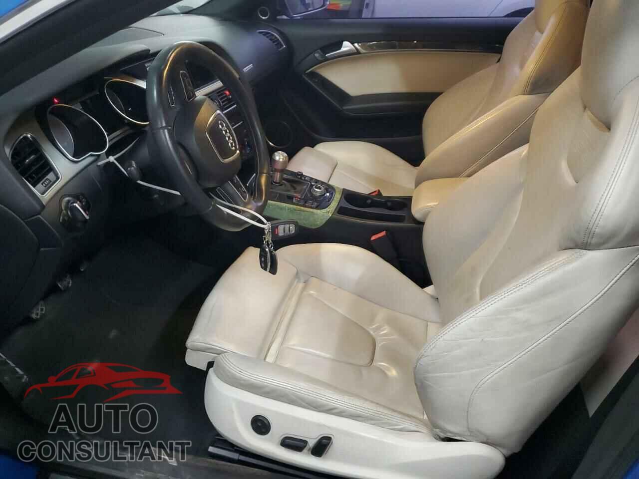 AUDI S5/RS5 2011 - WAUGVAFR7BA032580