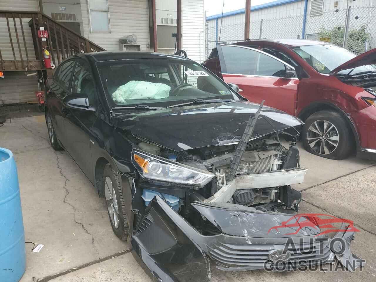 HYUNDAI IONIQ 2017 - KMHC65LC1HU024757