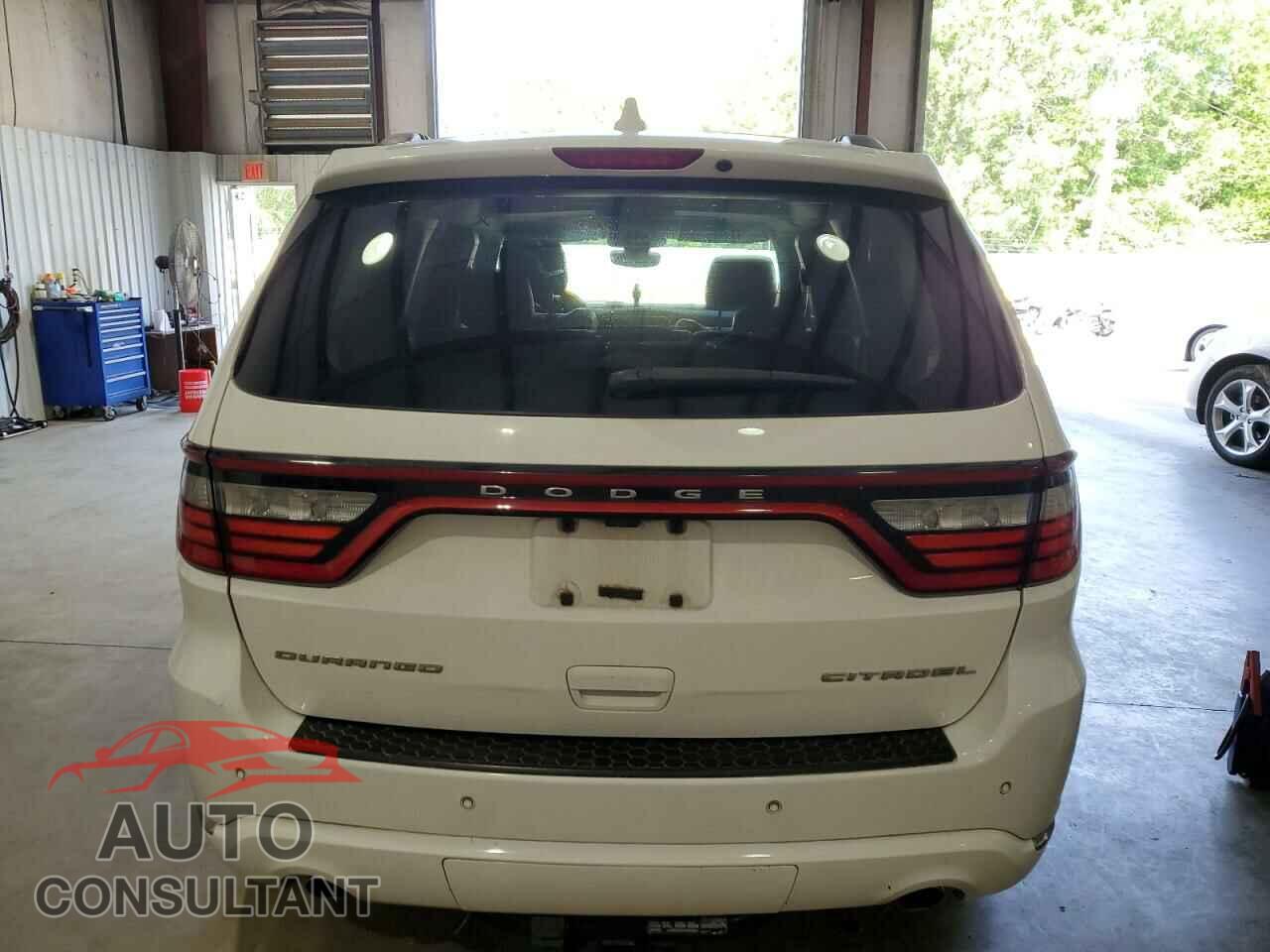 DODGE DURANGO 2018 - 1C4RDHEG1JC314871