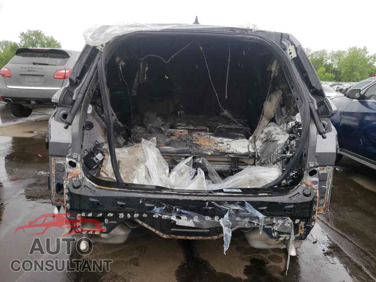 FORD EXPLORER 2021 - 1FMSK7BH0MGA38058