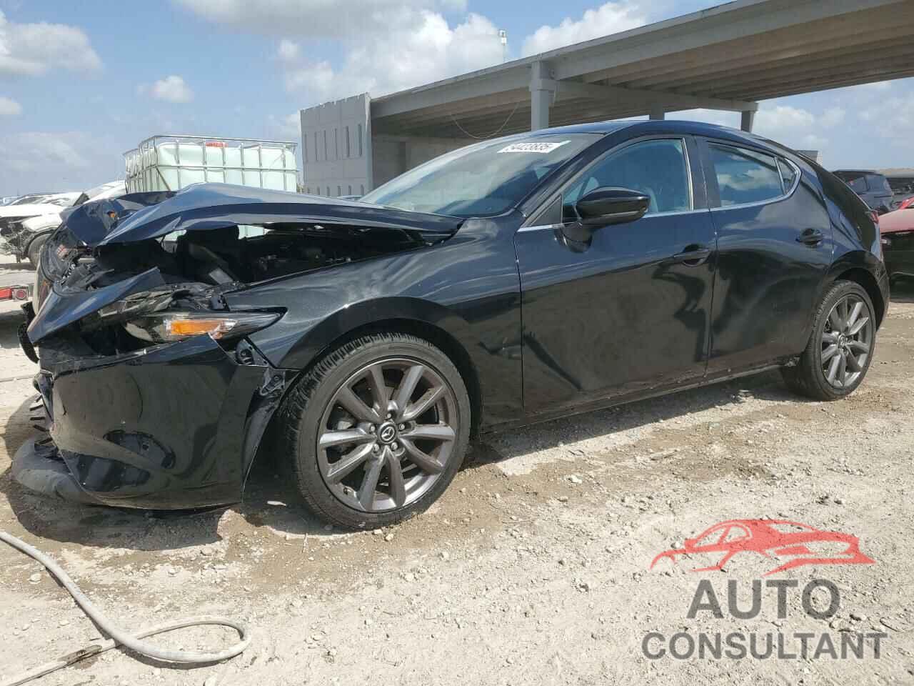 MAZDA 3 2021 - JM1BPAKL6M1320649
