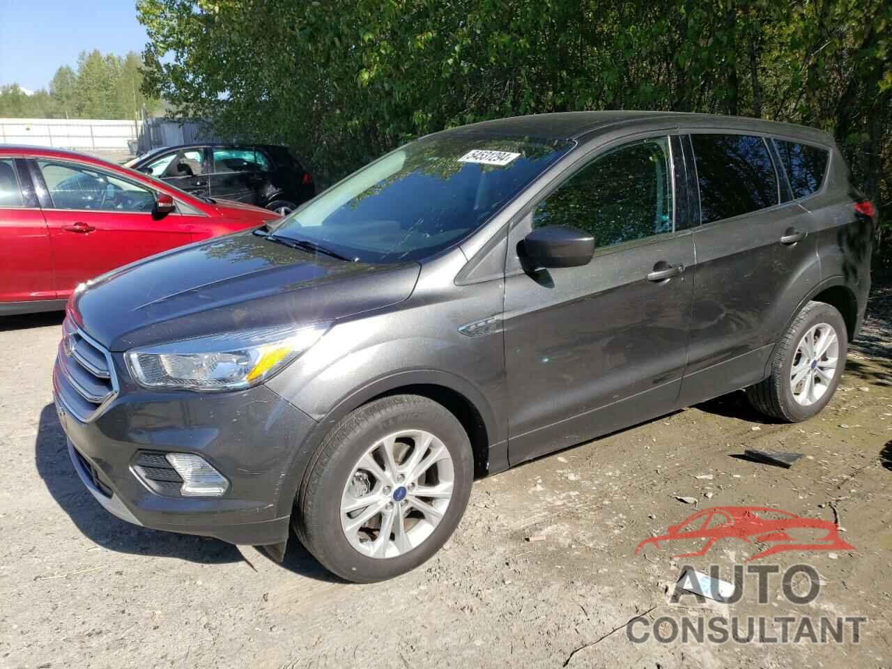 FORD ESCAPE 2017 - 1FMCU0G99HUA51633