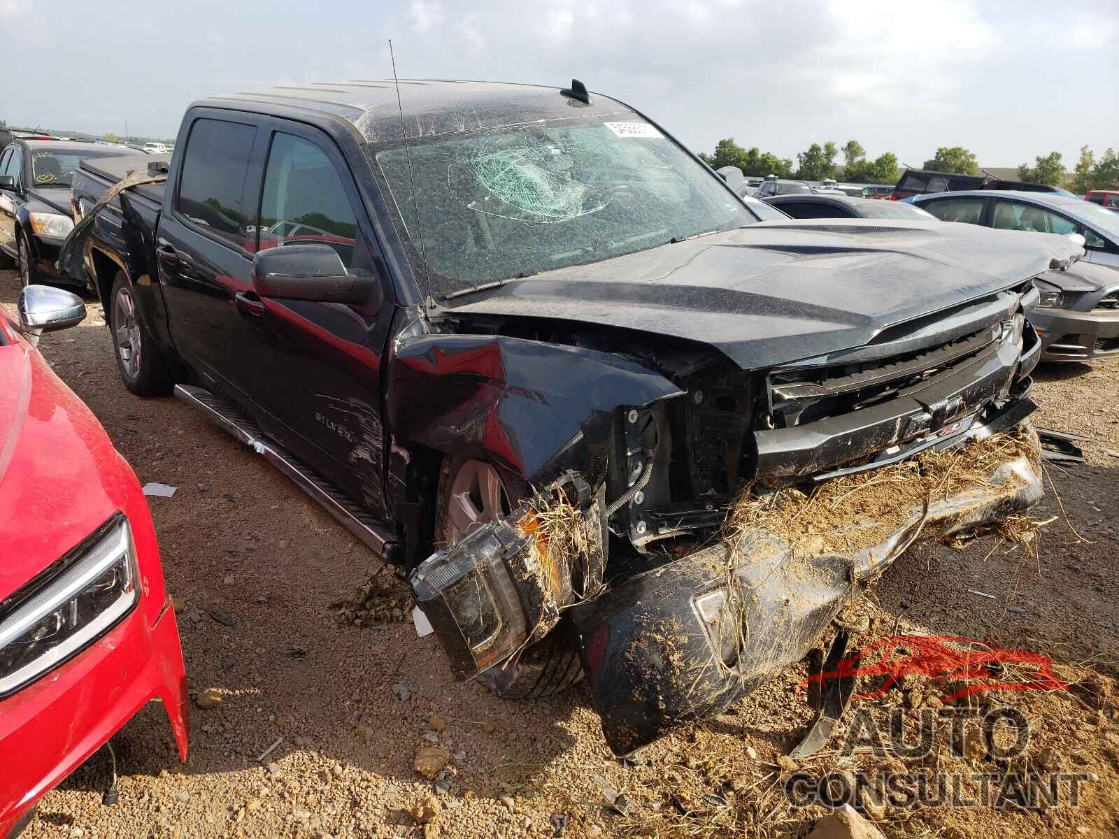 CHEVROLET SILVERADO 2018 - 3GCUKREC5JG212411