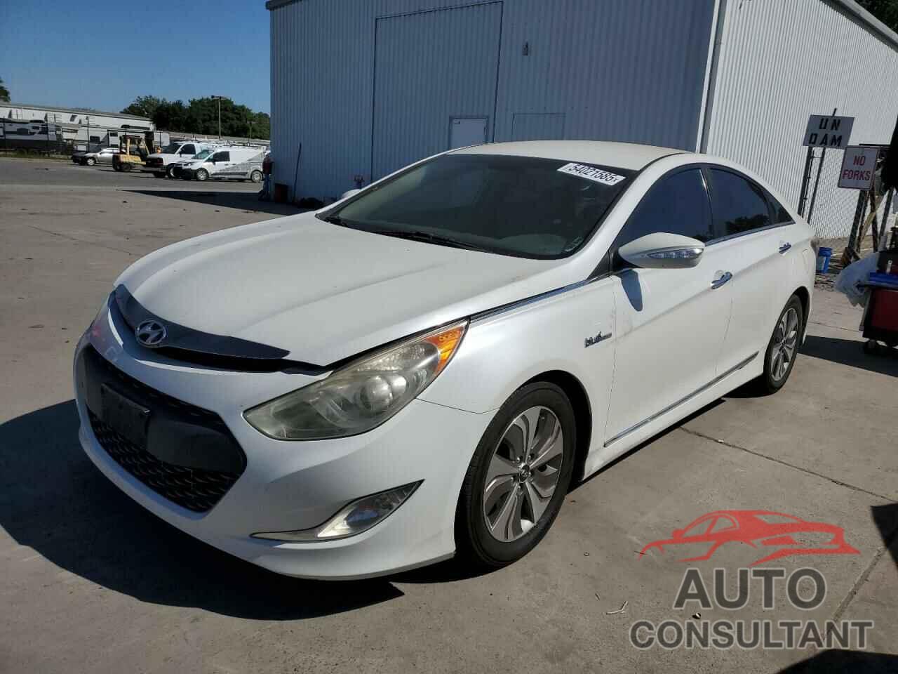 HYUNDAI SONATA 2013 - KMHEC4A44DA079898